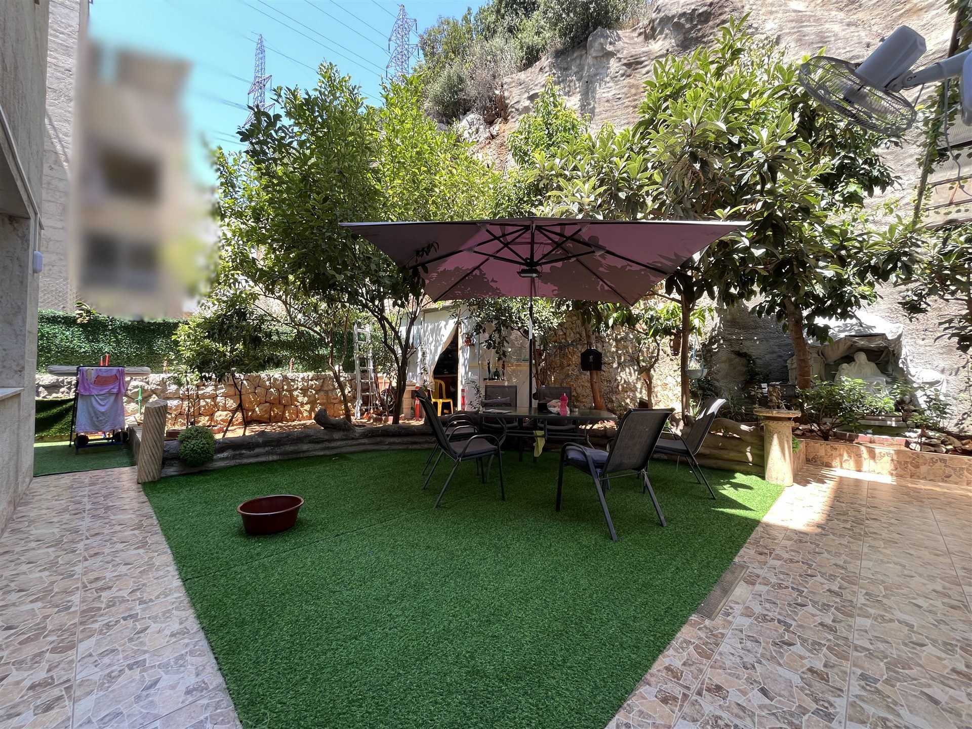 Ref (AF96.A.63)

A 140 m2 apartment with a 140 m2 terrace for sale in Tilal Ain Saade

This property consists of the below:

Level: 2
3 bedrooms
2 bathrooms
1 parking spot
140 m2 terrace
8 solar panels
15 years old building

Price : 198,000 $

Brokerage fees: 2.5 % in case of selling / 1 month rental value in case of rent. 

For more info, kindly contact us on 71 66 55 71 / 71 788 178 or message us on WhatsApp with your full name and the reference number of the property and we will contact you the soonest.

I SOLD is a member of the Real Estate Syndicate of Lebanon (REAL)

I SOLD (Lebanon), Zalka Highway, Zalka 690 Bld. 6th Floor



رسوم الوساطه في حاله البيع ٢٫٥ ٪ وقيمة شهر في حالة الإيجار 

للمزيد من المعلومات، يرجى الاتصال بنا على  (71788178)(96171665571+) أو مراسلتنا على الواتساب مع الإسم الكامل والرقم المرجعي للعقار وسنتواصل معك في أقرب وقت

شركة  ( أي سولد )  عضو في نقابه الوسطاء والاستشاريين العقاريين في لبنان	 